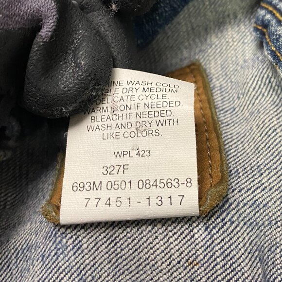 Vintage Levi's Jean Jacket Women's Small Blue Cotton Made in USA Denim Trucker - Picture 10 of 16